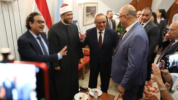 محافظ الإسكندرية يفتتح جناح الأزهر بمعرض مكتبة الإسكندرية الدولي للكتاب محافظ الإسكندرية يفتتح جناح الأزهر بمعرض مكتبة الإسكندرية الدولي للكتاب