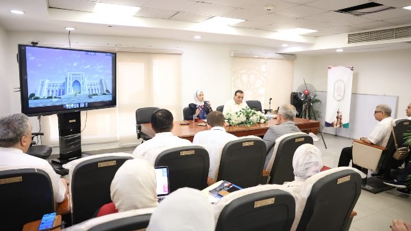 دورة تدريبية بعنوان «استراتيجيات دمج المهارات اللغوية والدعوية»