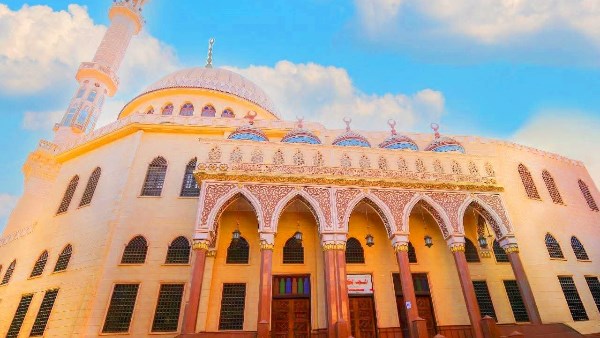 أحد المساجد التي سيتم افتتاحها