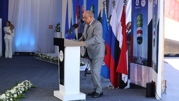 وزير الكهرباء 