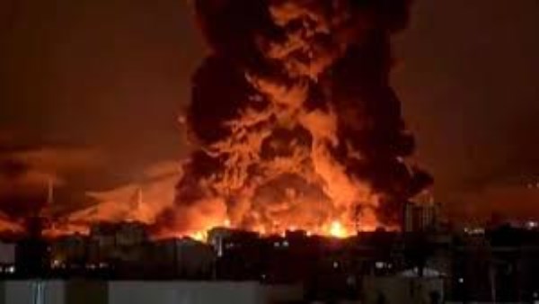 هجوم أمريكي بالصواريخ يستهدف محيط مدينة الأهواز جنوب غربي إيران