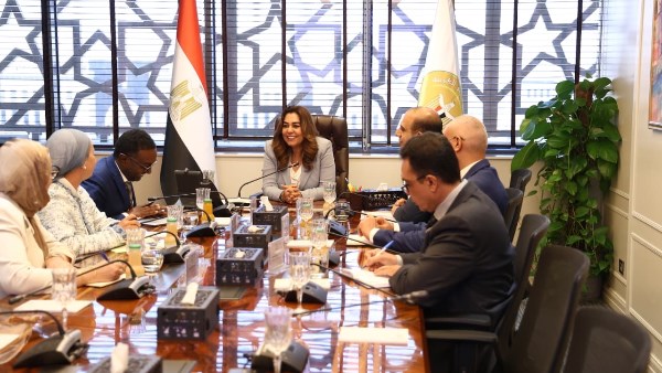 لمعالجة المخلفات البلدية والخطرة والطبية