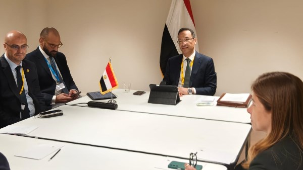 وزير الاتصالات 