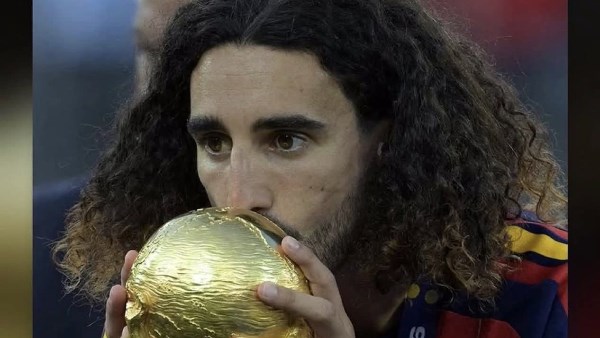 فينيسيوس جونيور  يوجة رسالة ترحيب  بزميله الجديد مارك كوكوريلا