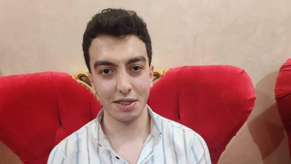 محافظ المنوفية يقدم التهنئة للخامس على الجمهورية بالثانوية العامة شعبة "علمي رياضة"