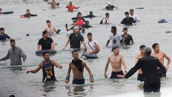 توتر العلاقات بين إيطاليا وإسبانيا عقب دعوة ميلوني إلى تعليق عضوية مدريد في شنجن إثر أزمة سبتة