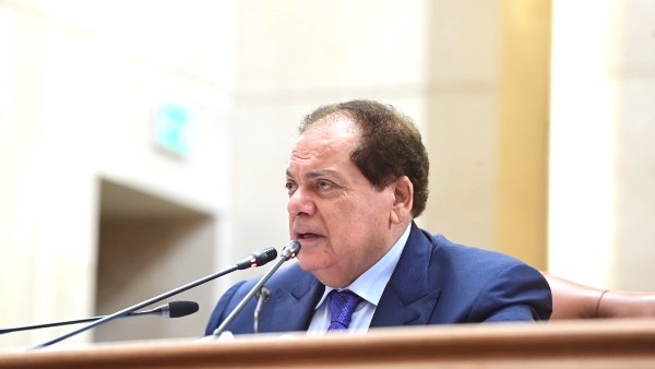  النائب محمد أبو العينين