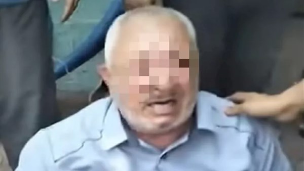 رجل مسنآ