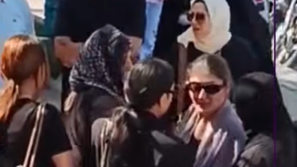 شقيقة أحمد جلال عبد القوي 