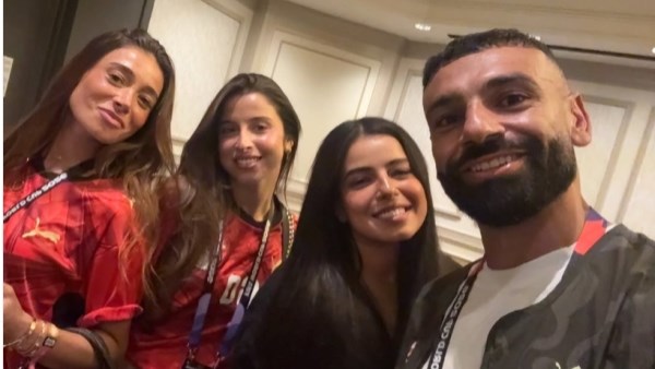 «ملك العالم كله».. مريم عامر منيب تستقبل محمد صلاح بصورة مميزة بعد عودة المنتخب إلى مصر