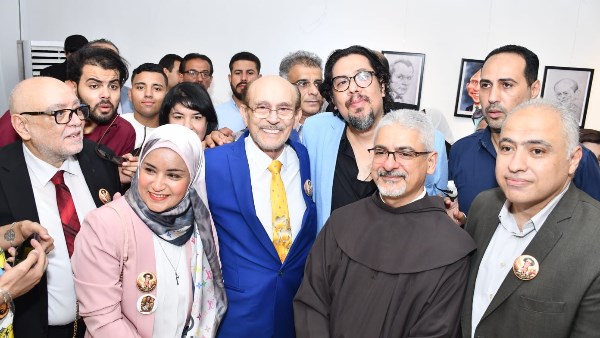 محمد صبحي بعيون فناني العالم.. افتتاح المعرض الدولي "فارس الفن العربي" بمتحف محمود مختار