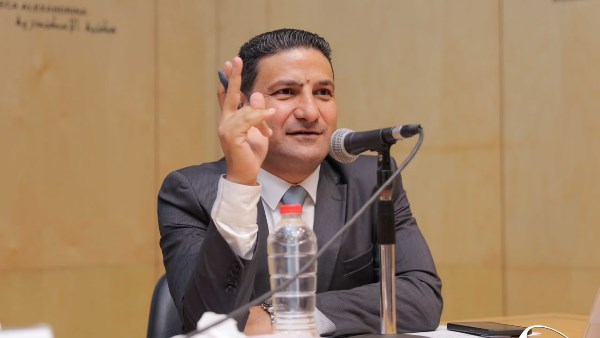 الكاتب الصحفي يوسف أيوب