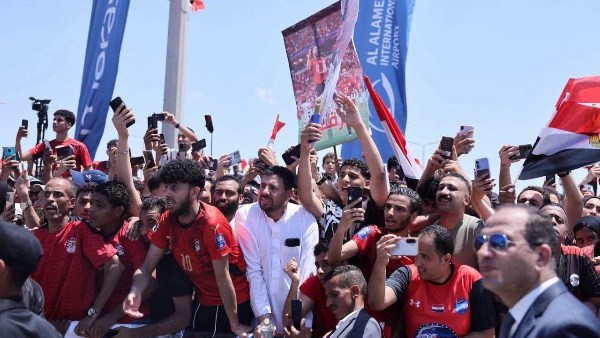 بعثة منتخب مصر إلى أرض الوطن