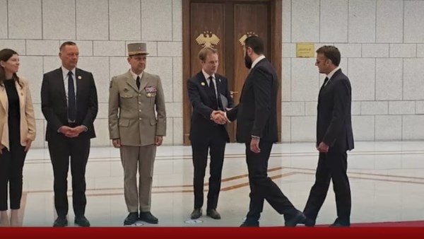 جانب من التغطية 