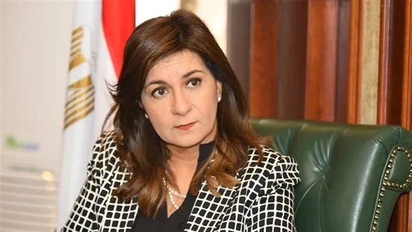 نبيلة مكرم 