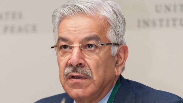 وزير الدفاع الباكستاني 