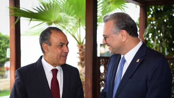 وزير الخاارجية و السيد مسعد بولس 