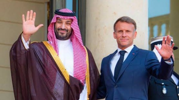 ماكرون و ولي العهد السعودي 