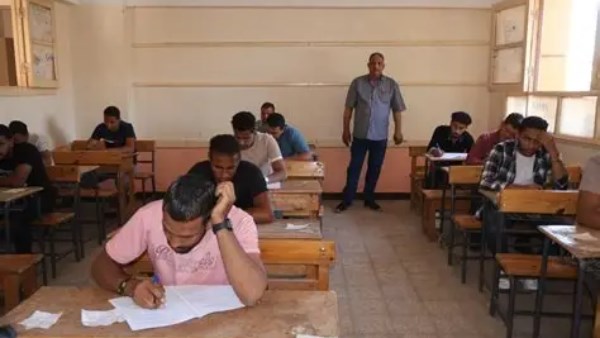 امتحانات الدور الثاني