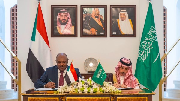 وزير الخارجية السعودي