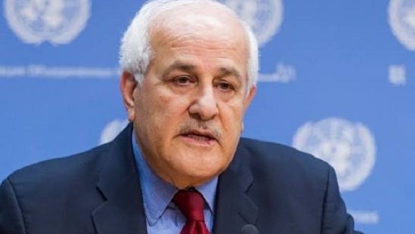  رياض منصور