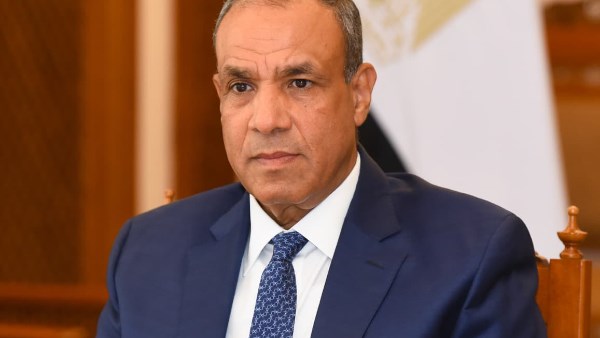 الدكتور بدر عبد العاطي