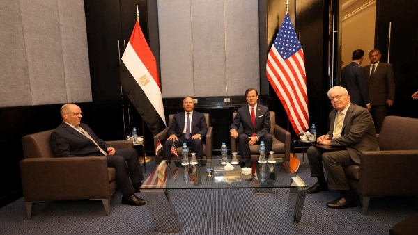 وزير النقل المهندس كامل الوزير