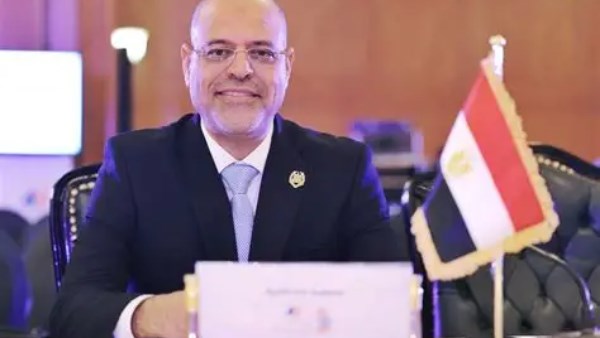 وزير العمل