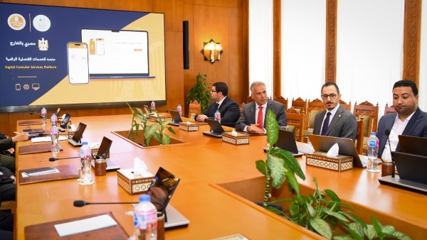الدكتور بدر عبدالعاطي