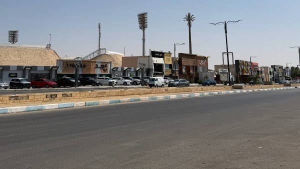طقس السويس اليوم.. 39 درجة مئوية وهدوء يسيطر على الشوارع بسبب الحرارة