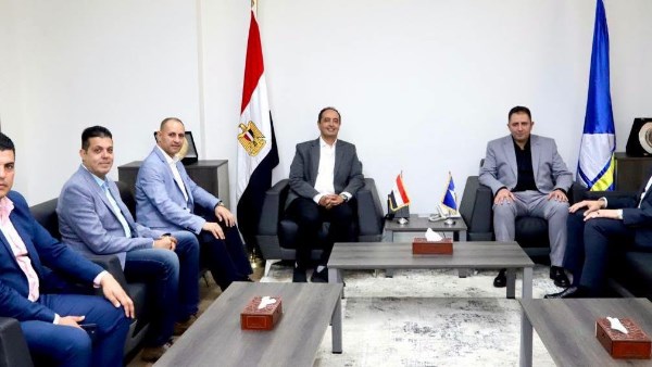 محافظ دمياط يستقبل مدير صندوق مكافحة الإدمان