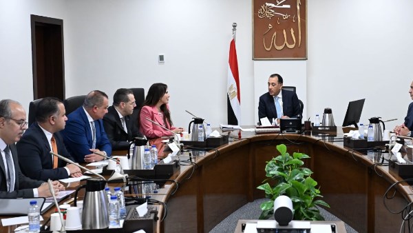 رئيس مجلس الوزراء
