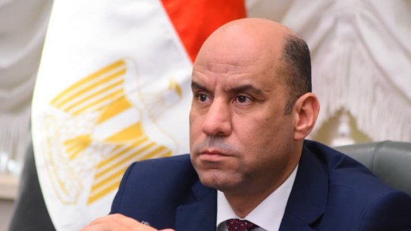 وزير العمل 