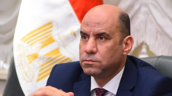 وزير العمل 