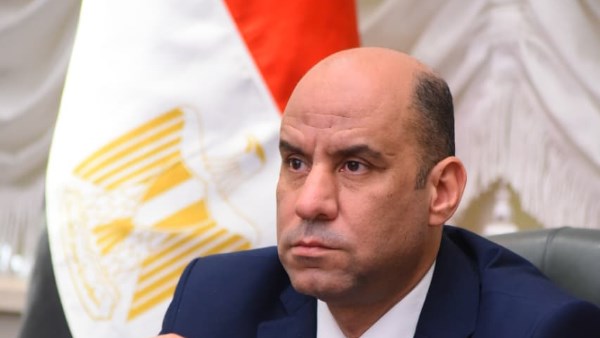 وزير العمل 