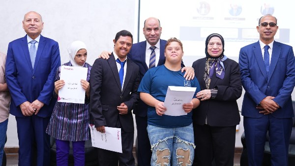 وزير العمل يفتتح ملتقى توظيف يوفر 14,486 فرصة في 4 محافظات وزير العمل يفتتح ملتقى توظيف يوفر 14,486 فرصة في 4 محافظات