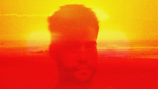 برؤية بصرية سينمائية.. خالد أنور يلفت الأنظار بجلسة تصوير غير تقليدية برؤية بصرية سينمائية.. خالد أنور يلفت الأنظار بجلسة تصوير غير تقليدية