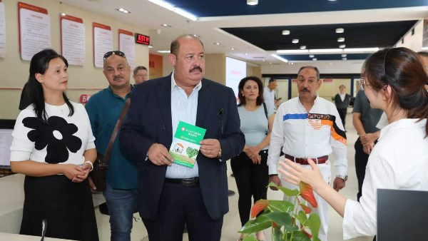 العاملين بالنقل البري تبحث تعزيز التعاون المصري الصيني 