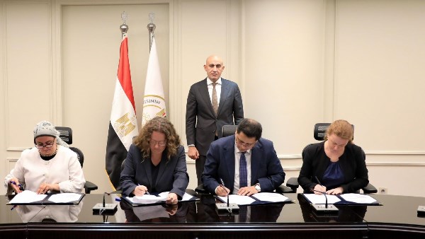 توقيع البروتوكول
