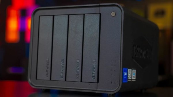 ميزات جهاز TerraMaster D8 Hybrid 2