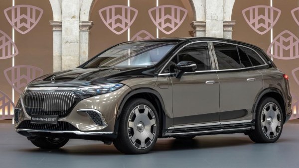 مرسيدس مايباخ EQS SUV