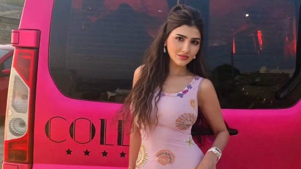 مي عمر تشعل أجواء في الموسم الصيفي الحالي 
