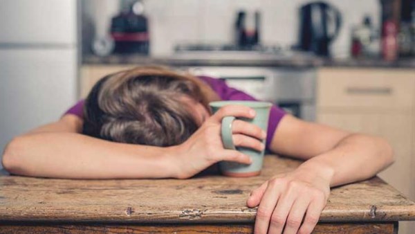 تشعر بالتعب طوال الوقت؟.. 10 علامات قد تكشف ما يحتاجه جسمك