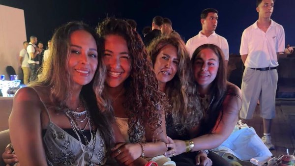  قسمت ابنة داليا البحيرى تخطف الانظار بإطلالات صيفية