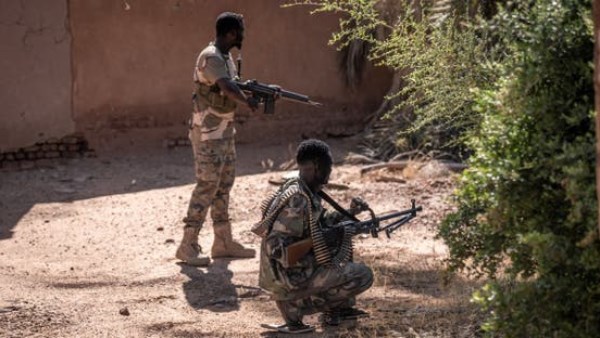 الجيش السوداني يستهدف رتلاً للدعم السريع بمسيّرات في شمال دارفور