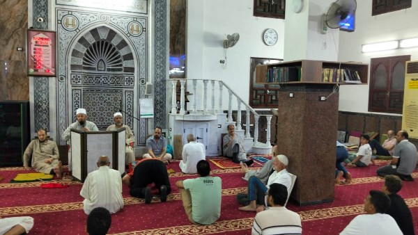 برنامج دعوي وإيماني متكامل في مساجد القاهرة