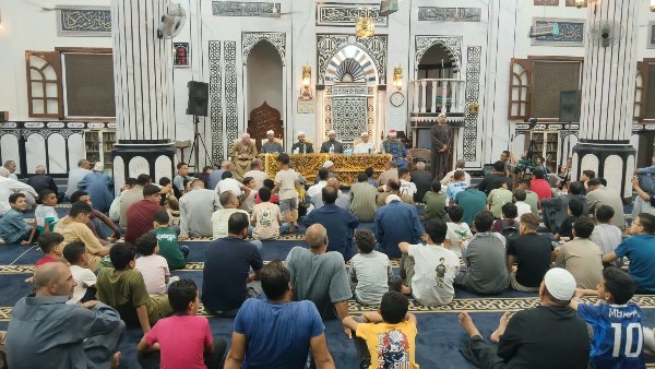 مصر تحتفي بحبيب القلوب ومساجدها تتزين بذكره والصلاة عليه