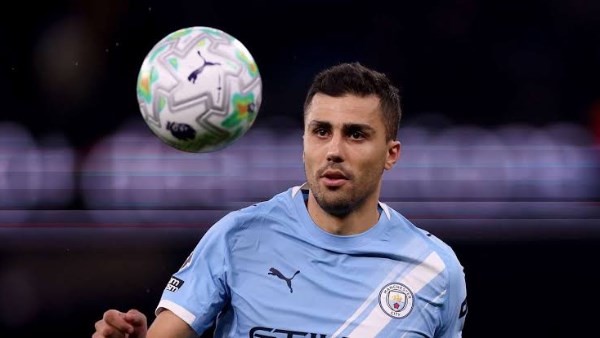 برشلونة يقترب من حسم صفقة رودري.. اتفاق شخصي ومفاوضات مع مانشستر سيتي برشلونة يقترب من حسم صفقة رودري.. اتفاق شخصي ومفاوضات مع مانشستر سيتي