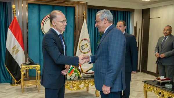 الإنتاج الحربي يعزز شراكاته الصناعية مع بلغاريا