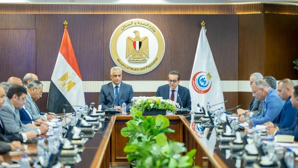 وزيرا الصحة والإنتاج الحربي يتابعان تنفيذ المشروعات القومية المشتركة